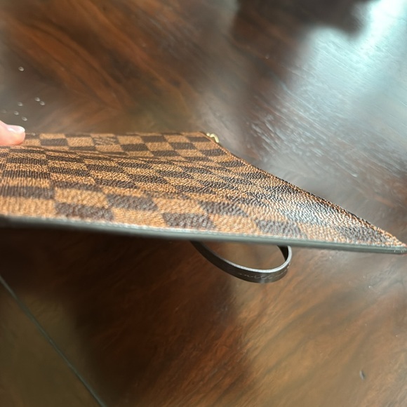 Louis Vuitton Damier Ebene Neverfull PM Pochette - Picture 7 of 12